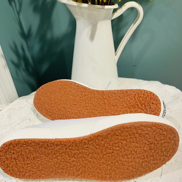 NEW ITALIAN LEATHER SHOES - Picture 4 of 8